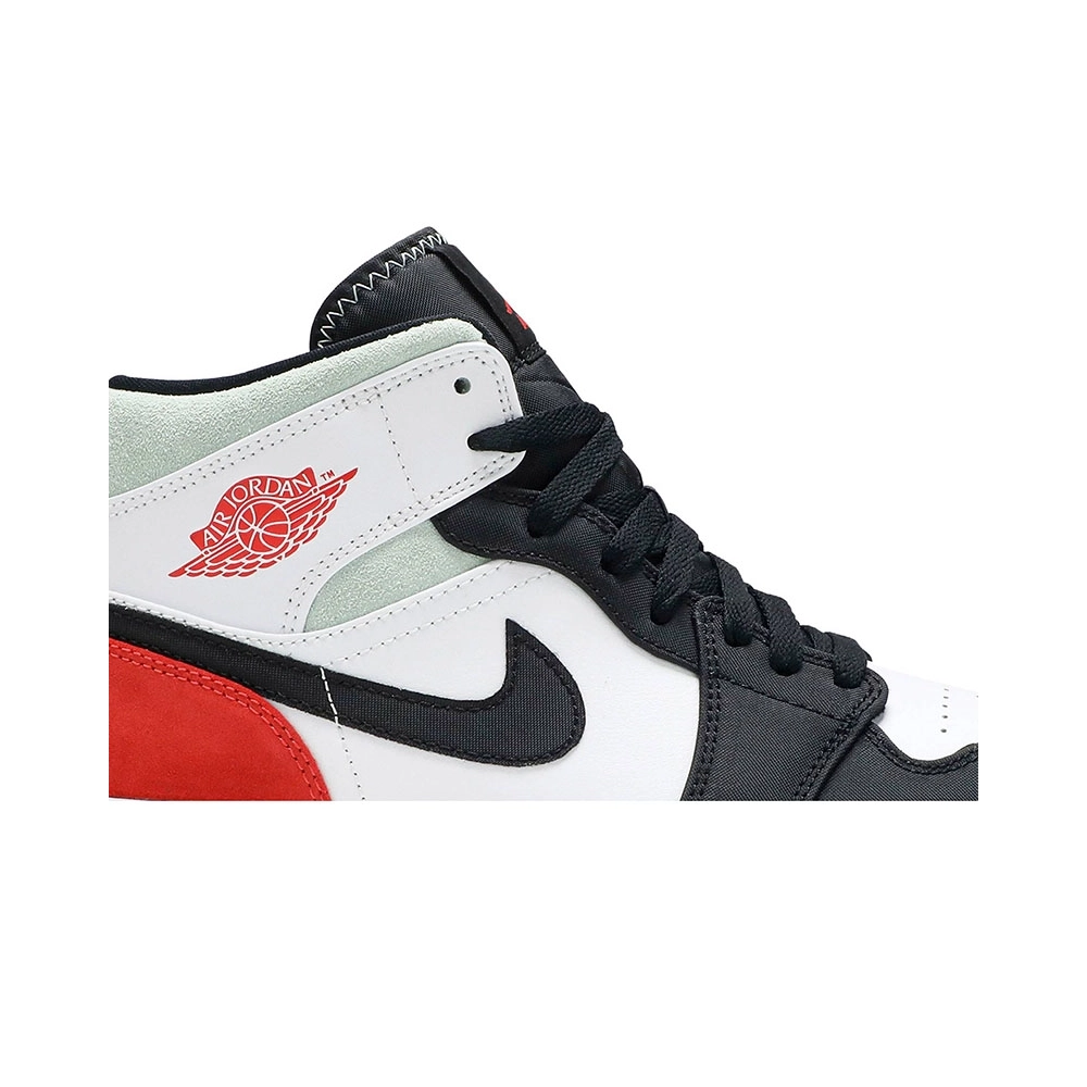 AIR JORDAN 1 MID SE RED BLACK TOE 852542 100,AIR JORDAN 1 MID,Air Jordan