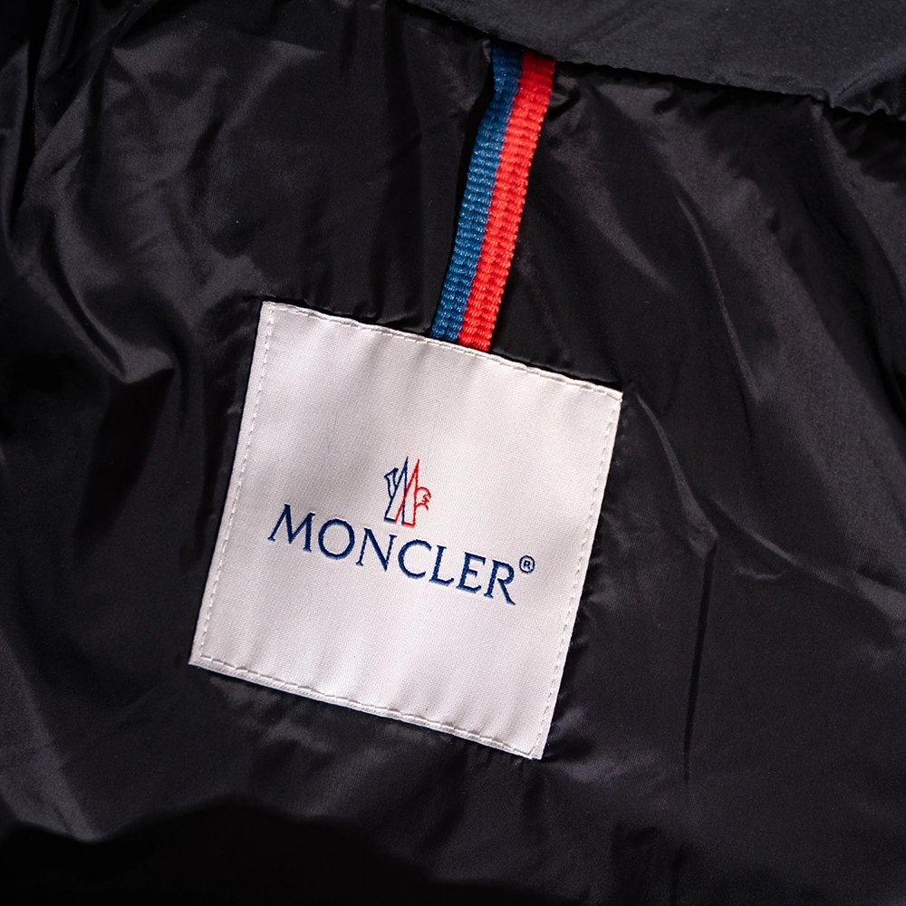 Moncler Hanoverian hooded long down jacket,Moncler