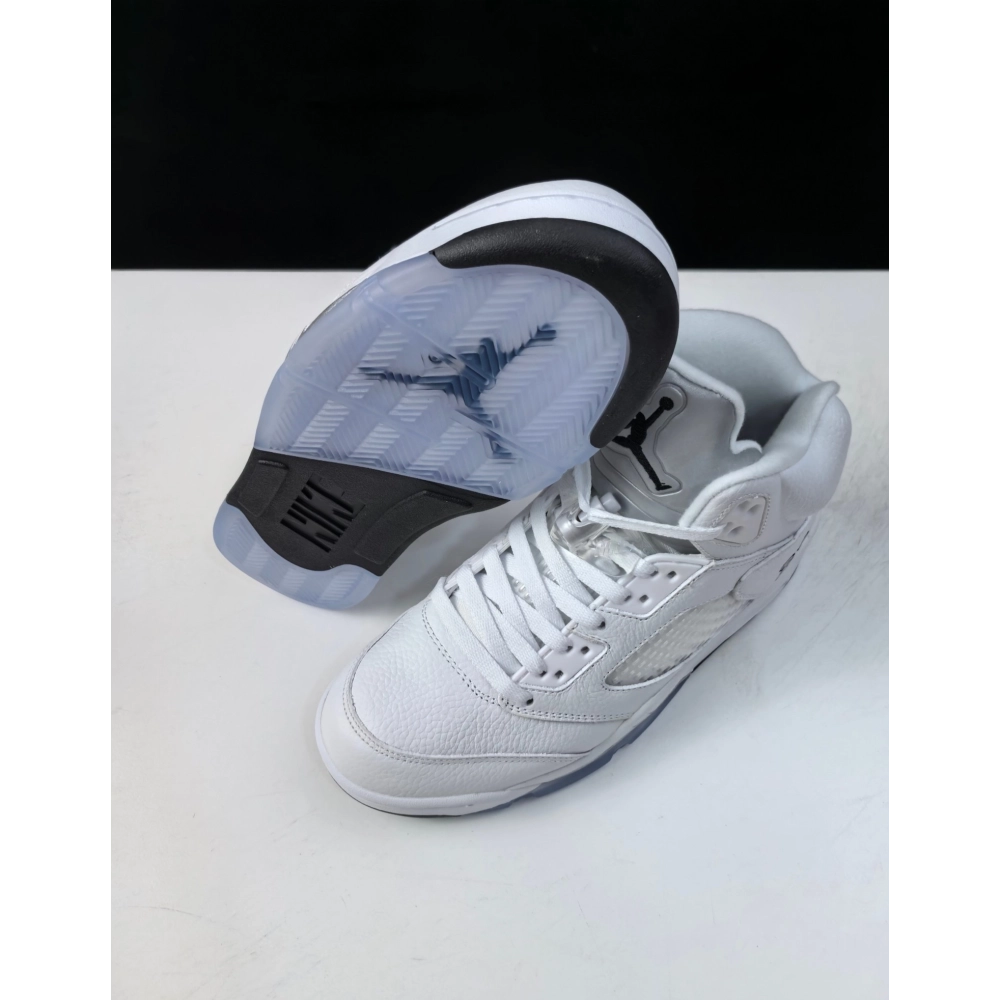 Air Jordan 5 White / Black / Metallic Silver 2026