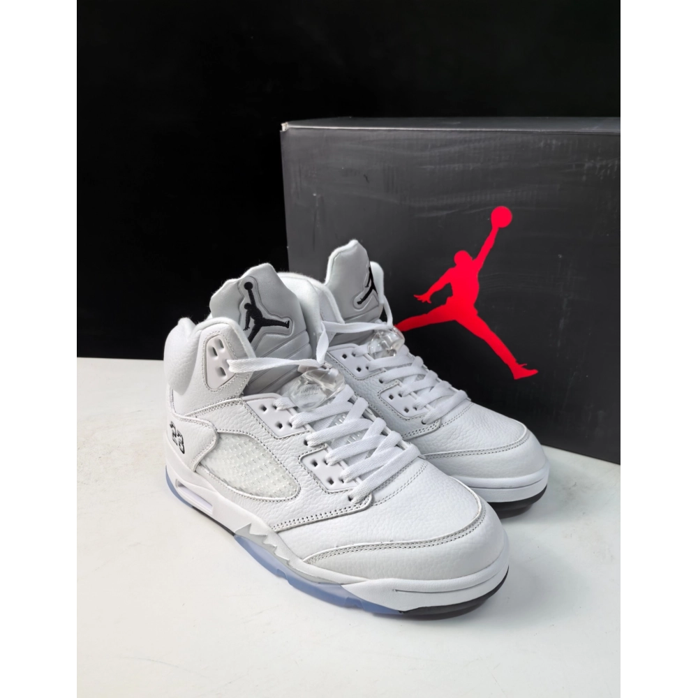 Air Jordan 5 White / Black / Metallic Silver 2026