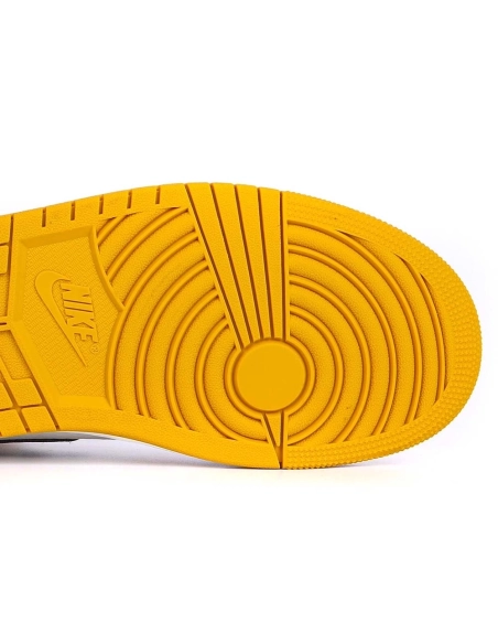 Air Jordan 1 Retro High OG Yellow Ochre DZ5485 701,AIR JORDAN 1 HIGH,Air Jordan