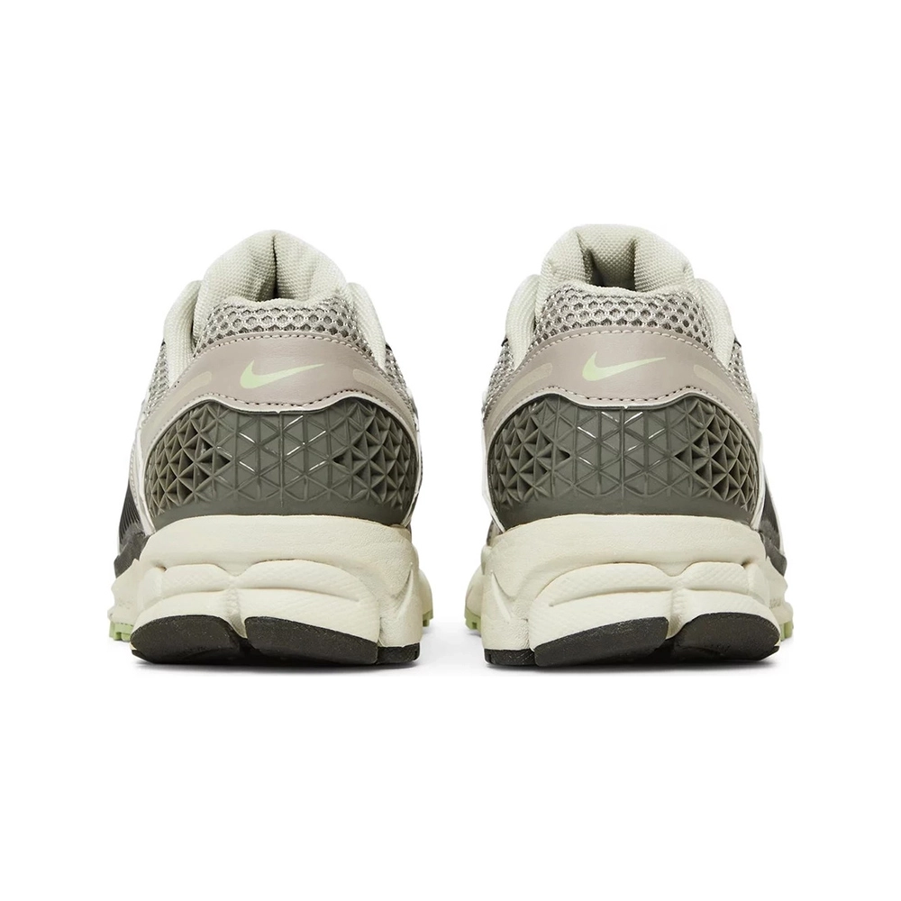 Air Zoom Vomero 5 Cobblestone,NIKE ZOOM,NIKE SHOES Reps