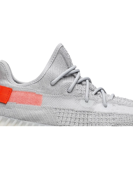 YEEZY BOOST 350 V2 TAIL LIGHT,YEEZY 350 V2,YEEZY