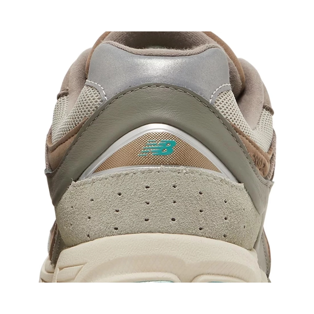 atmos x 2002R Oasis,New Balance 2002,New Balance Shoes