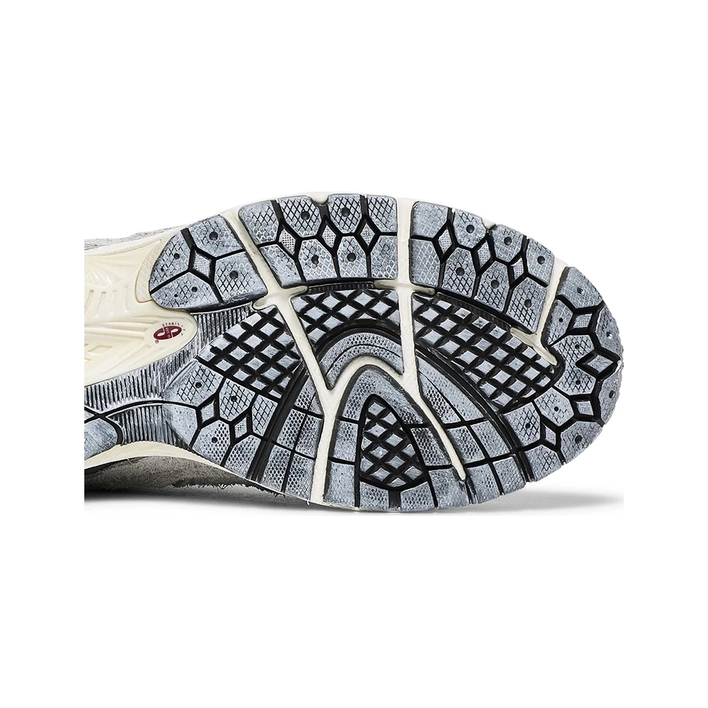 2002R PROTECTION PACKRAIN CLOUD,New Balance 2002,New Balance Shoes