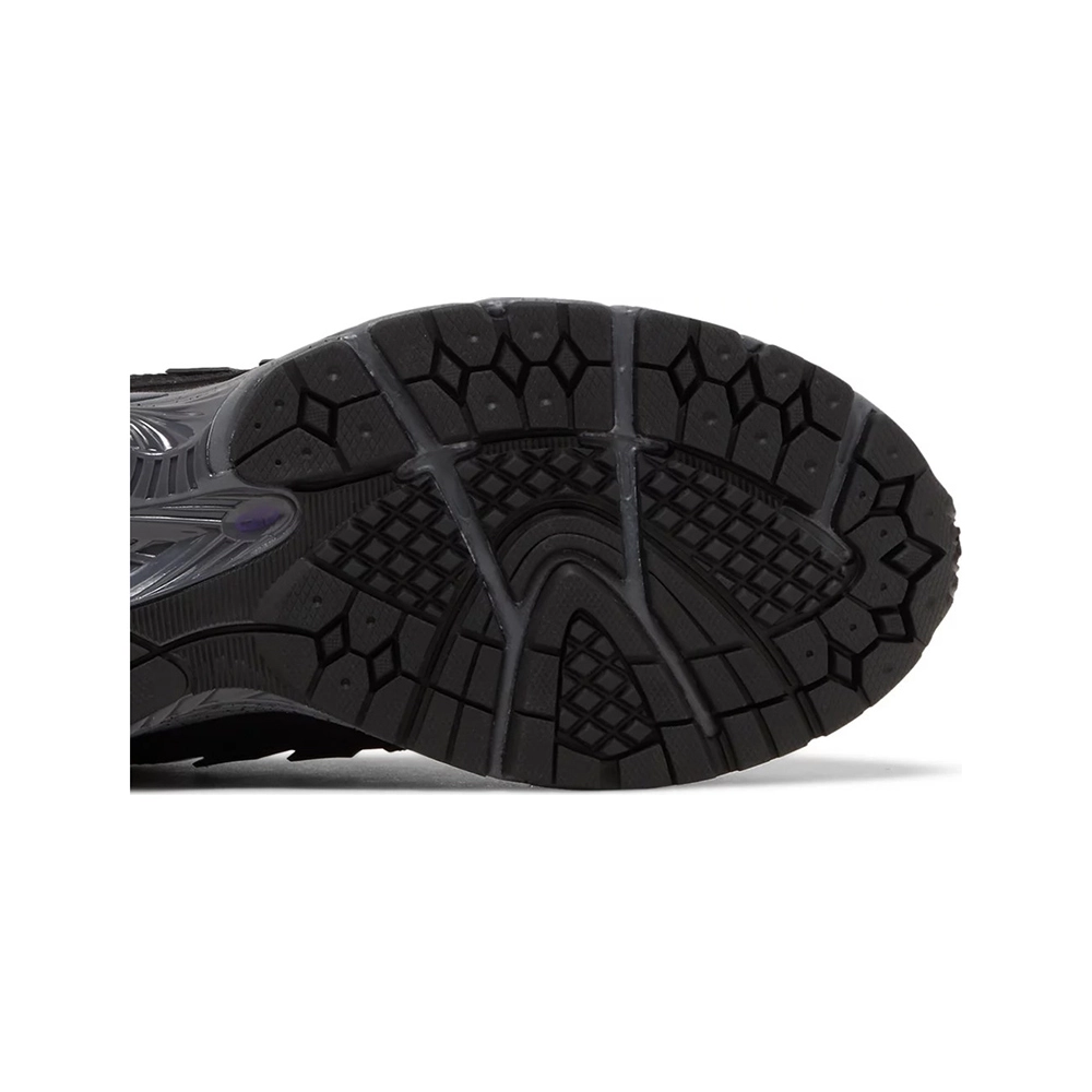 1906R Cordura Pouch Black,New Balance 1906,New Balance Shoes