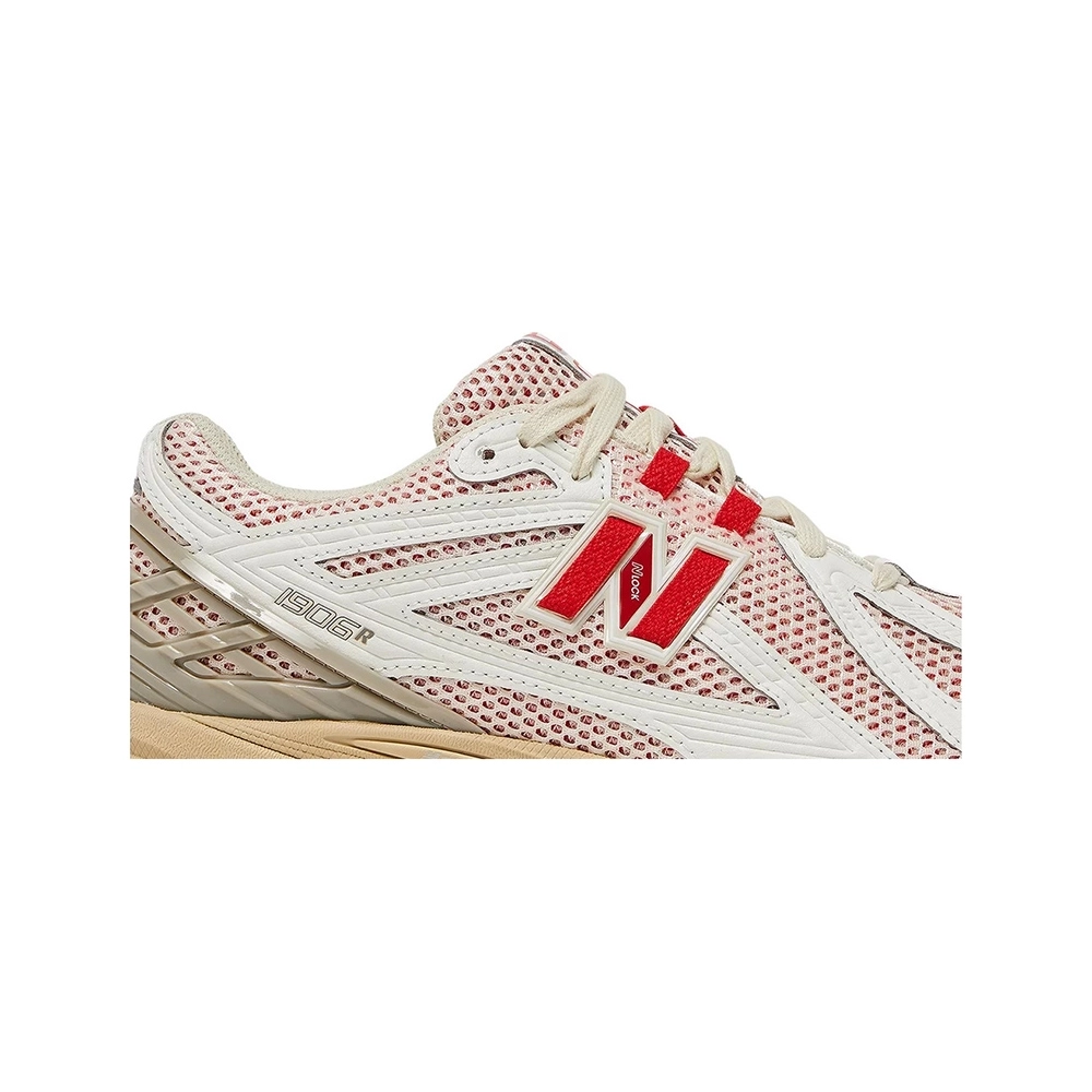 1906R Sea Salt True Red,New Balance 1906,New Balance Shoes