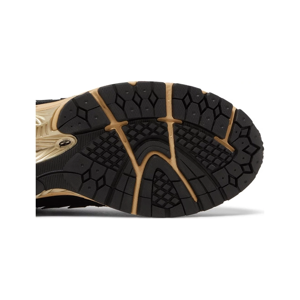 1906R Black Taos Taupe,New Balance 1906,New Balance Shoes
