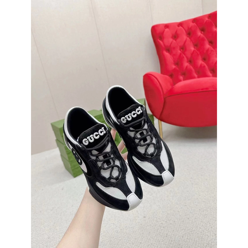 Gucci Run sneaker in black suede,GUCCI SHOES Reps,Other Brand Reps Sneakers