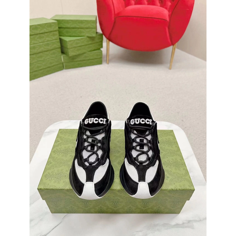 Gucci Run sneaker in black suede,GUCCI SHOES Reps,Other Brand Reps Sneakers