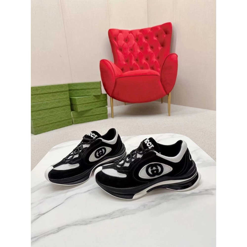 Gucci Run sneaker in black suede,GUCCI SHOES Reps,Other Brand Reps Sneakers