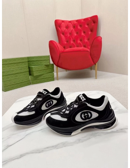 Gucci Run sneaker in black suede,GUCCI SHOES Reps,Other Brand Reps Sneakers