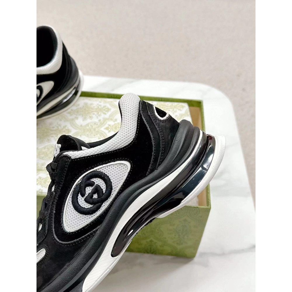 Gucci Run sneaker in black suede,GUCCI SHOES Reps,Other Brand Reps Sneakers