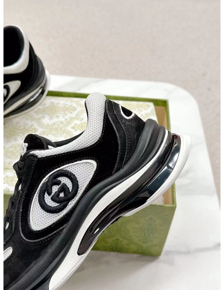 Gucci Run sneaker in black suede,GUCCI SHOES Reps,Other Brand Reps Sneakers