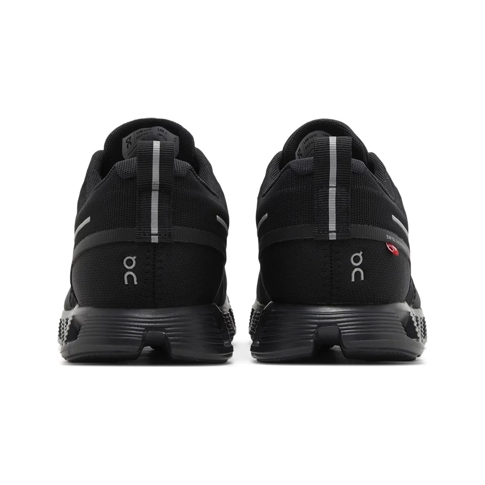 Cloud 5 Waterproof All Black,ON SNEAKERS,Other Brand Reps Sneakers