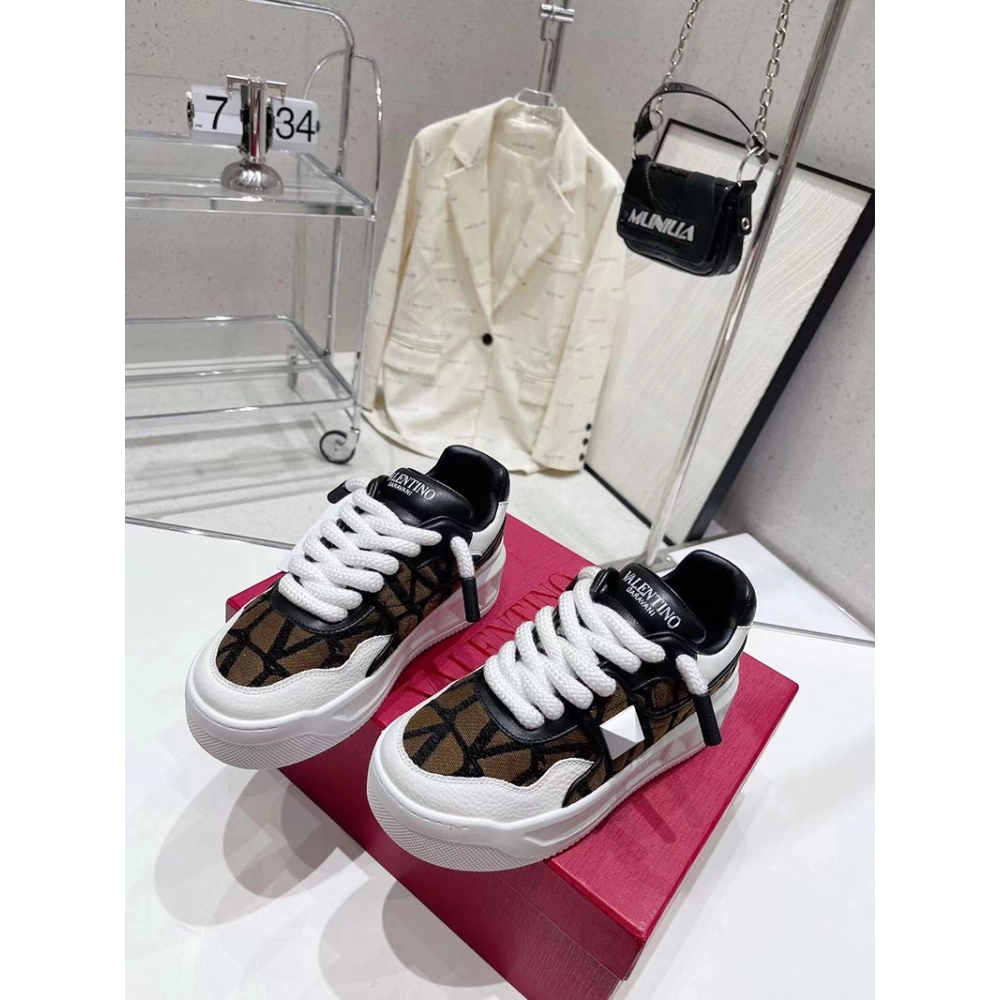 Valentino One Stud XL LowTop Sneaker,VALENTINO,Other Brand Reps Sneakers