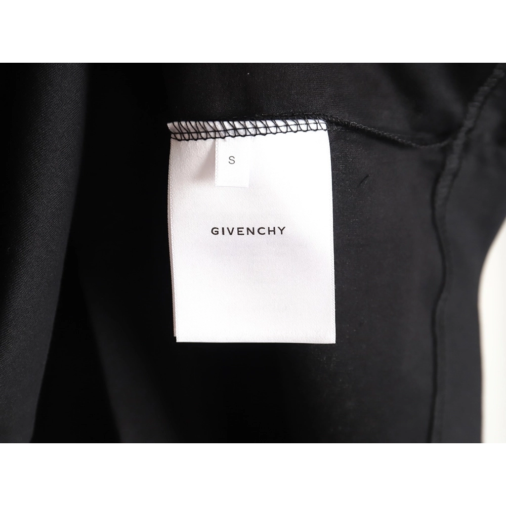 Givenchy 4G Metal Smiley L0go Short Sleeve T-Shirt,All order with free shipping Givenchy