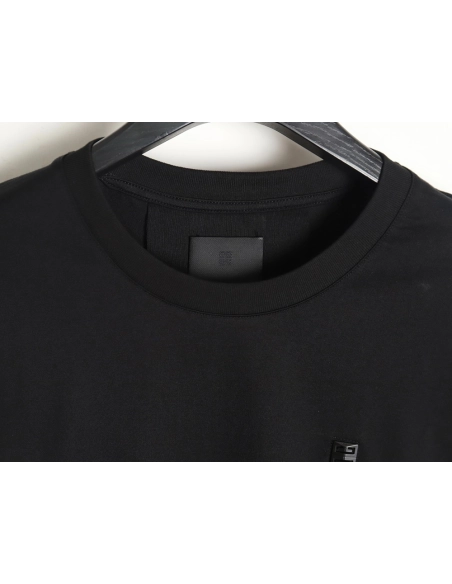 Givenchy 4G Metal Smiley L0go Short Sleeve T-Shirt,All order with free shipping Givenchy