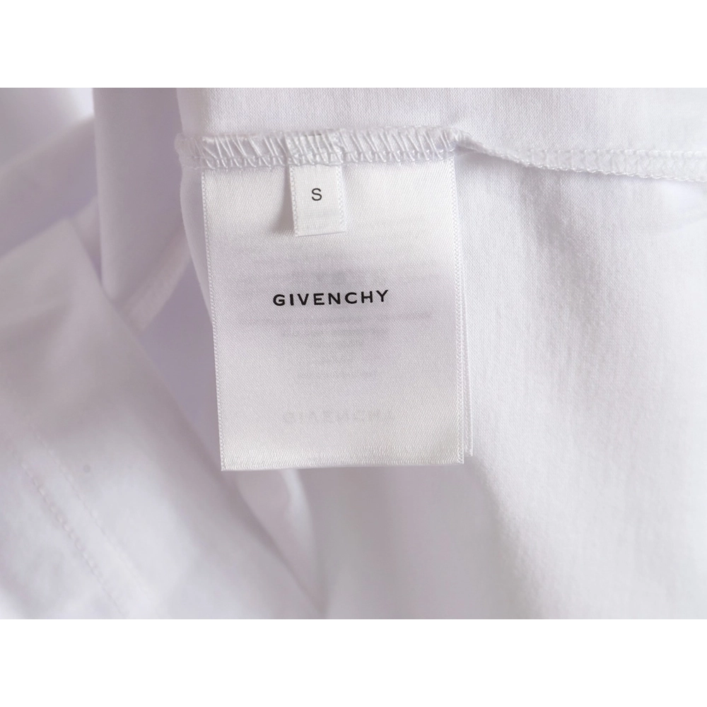 Givenchy 4G Metal Smiley L0go Short Sleeve T-Shirt,All order with free shipping Givenchy