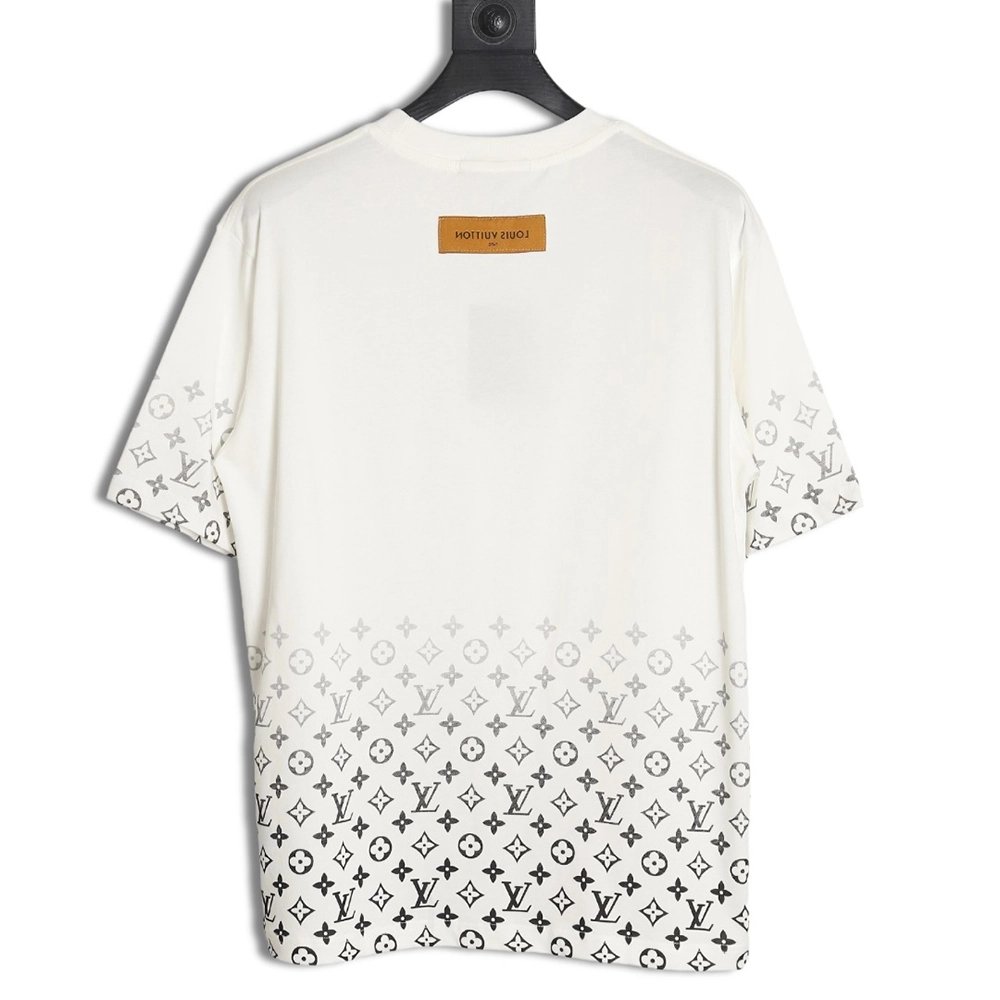 Reps Louis Vuitton Short Sleeve T-Shirt with Gradient Sleeves,All order with free shipping Reps Louis Vuitton