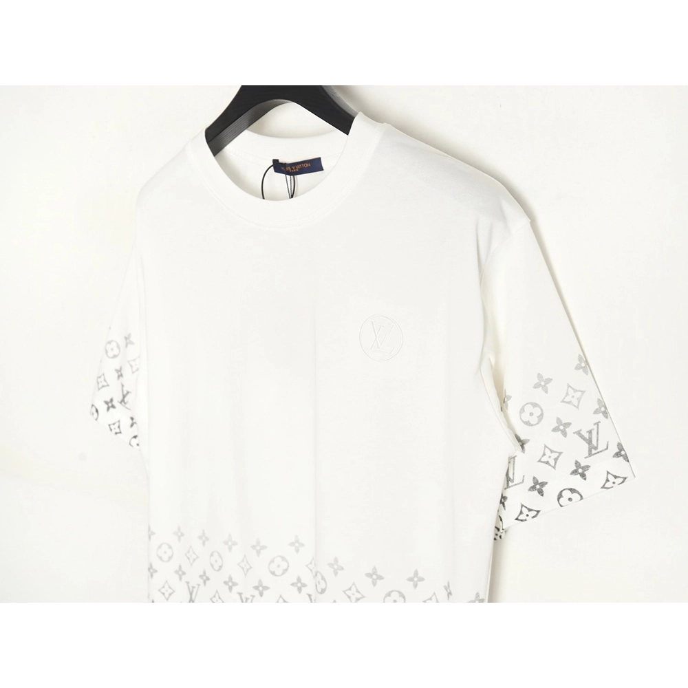 Reps Louis Vuitton Short Sleeve T-Shirt with Gradient Sleeves,All order with free shipping Reps Louis Vuitton