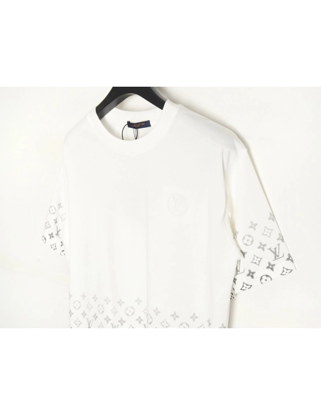 Reps Louis Vuitton Short Sleeve T-Shirt with Gradient Sleeves,All order with free shipping Reps Louis Vuitton