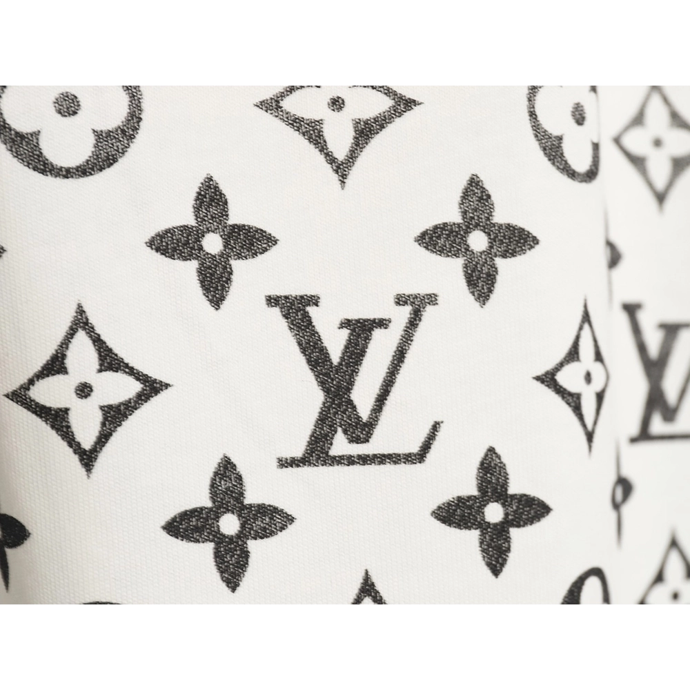 Reps Louis Vuitton Short Sleeve T-Shirt with Gradient Sleeves,All order with free shipping Reps Louis Vuitton