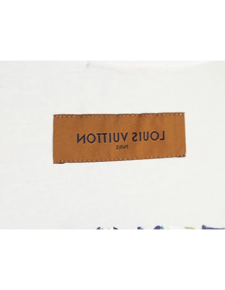Reps Louis Vuitton LV 24SS camouflage lettering short-sleeved T-shirt,All order with free shipping Reps Louis Vuitton