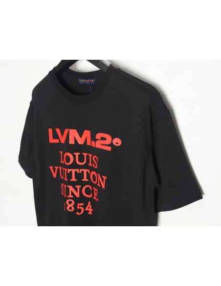 Reps Louis Vuitton LV 24SS red letter short-sleeved T-shirt_TSK1,All order with free shipping Reps Louis Vuitton