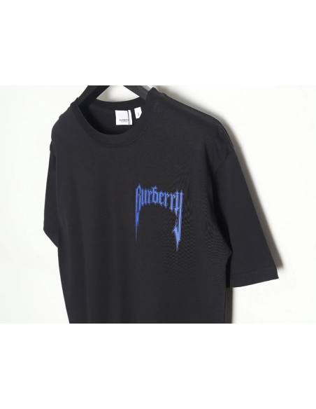 Burberry 24SS Gothic Letters Short Sleeve T-Shirt_TSK1,All order with free shipping Burberry