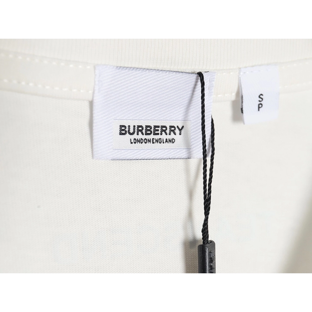 Burberry 24SS Gothic Letters Short Sleeve T-Shirt,All order with free shipping Burberry
