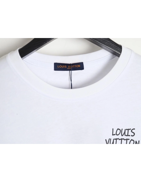 Reps Louis Vuitton LV24SS short-sleeved T-shirt back small flowers,All order with free shipping Reps Louis Vuitton