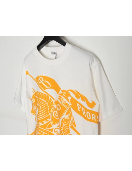 Burberry 24Ss Royal Knight War Horse Print Short Sleeve T-Shirt,All order with free shipping Burberry