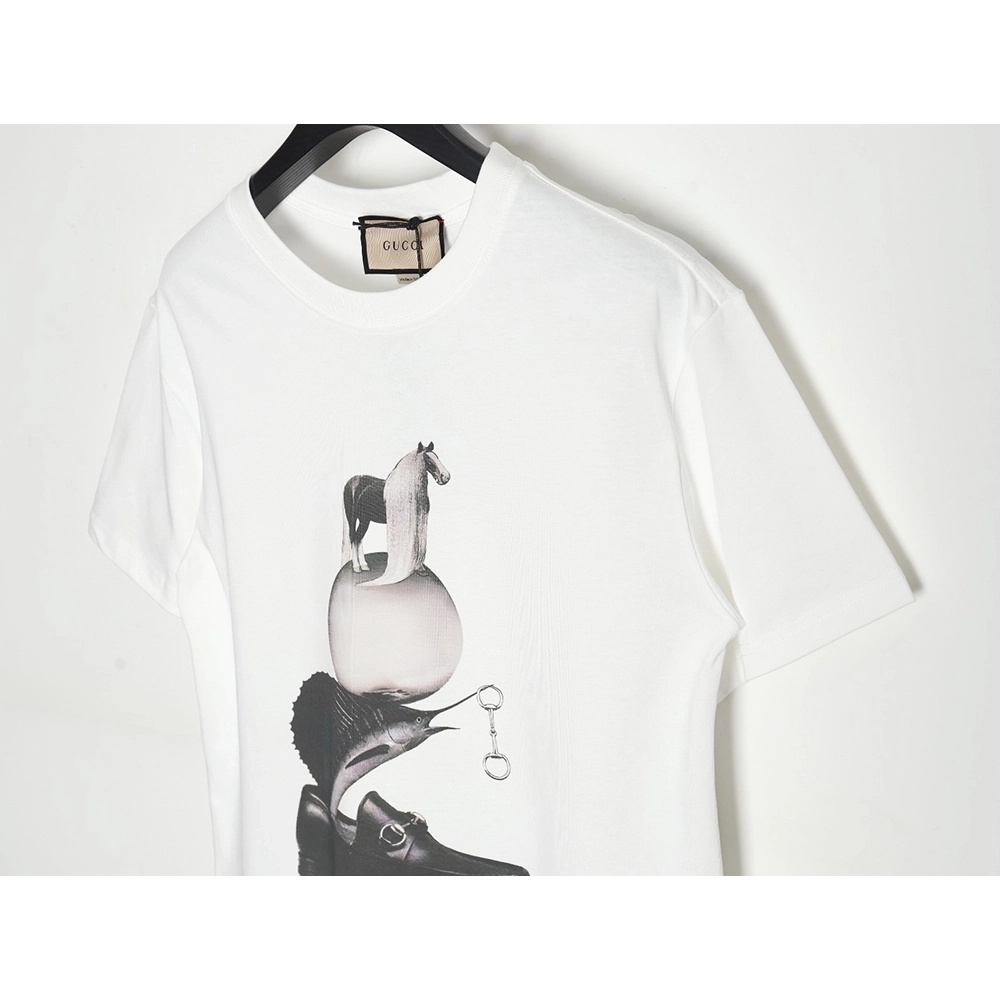 Reps Gucci classic letter LOGO horse head shoes print T-shirt,All order with free shipping Reps Gucci