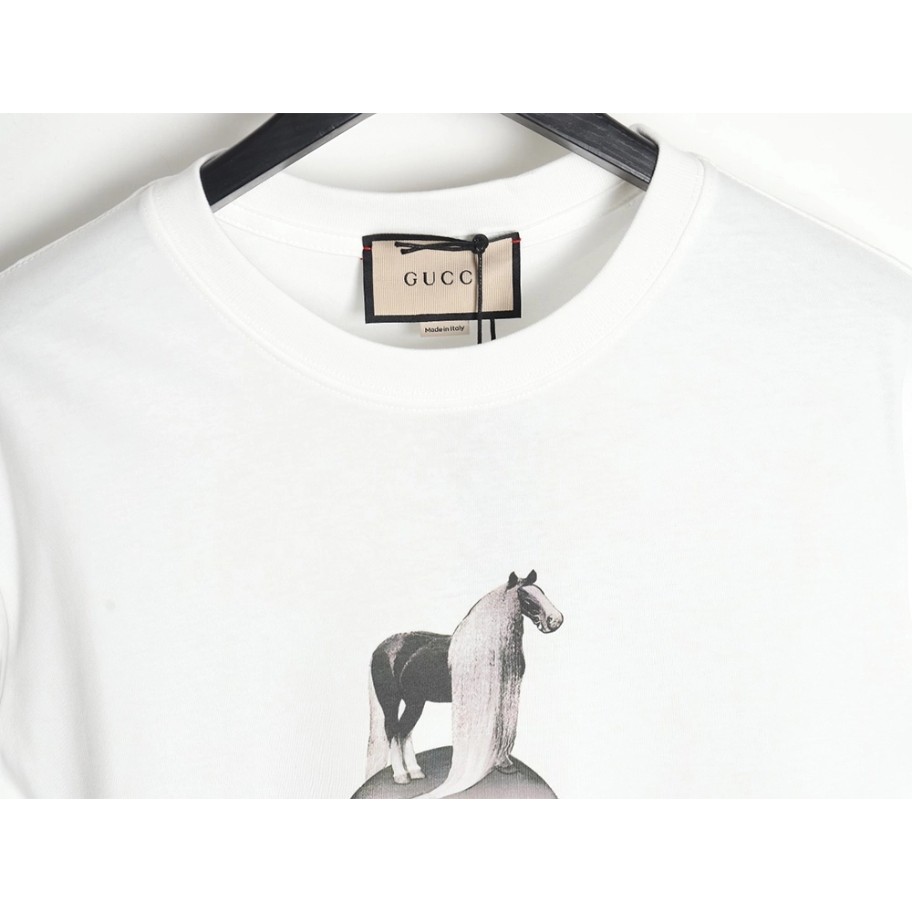 Reps Gucci classic letter LOGO horse head shoes print T-shirt,All order with free shipping Reps Gucci