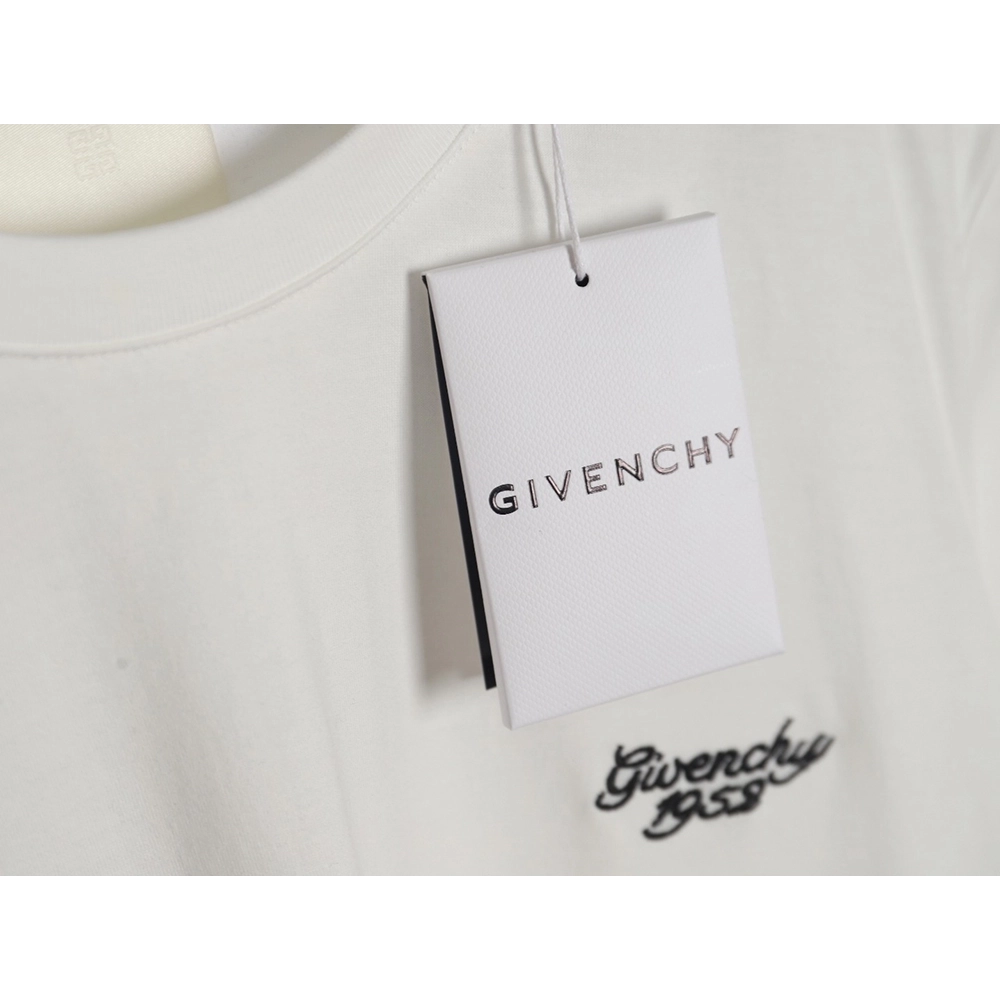 Givenchy 24SS 1952 embroidered T-shirt,All order with free shipping Givenchy
