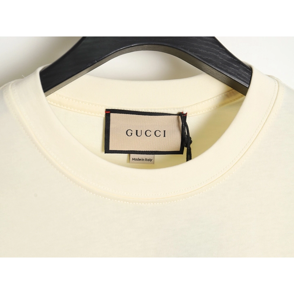 Reps Gucci early spring new rivet logo round neck t-shirt,All order with free shipping Reps Gucci
