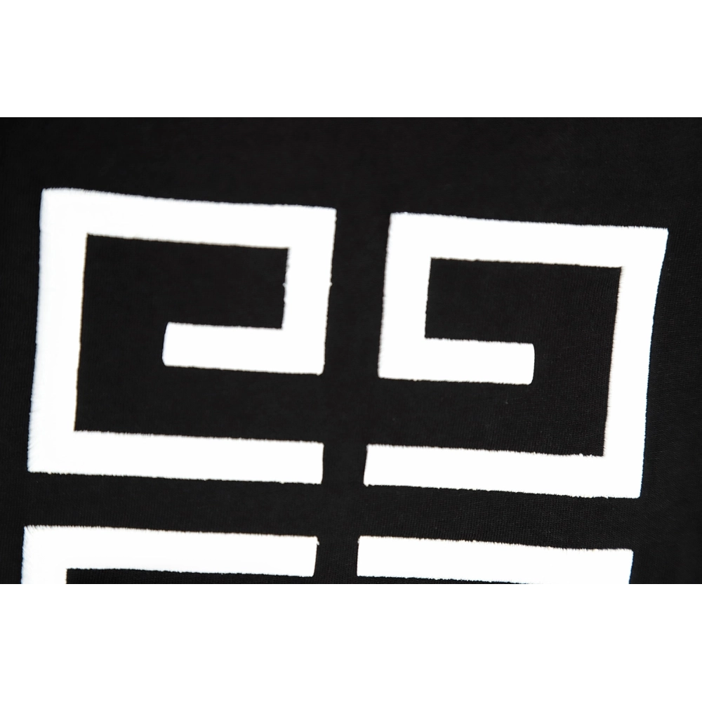 Givenchy 22SS four-square letter logo embroidery short-sleeved T-shirt,All order with free shipping Givenchy