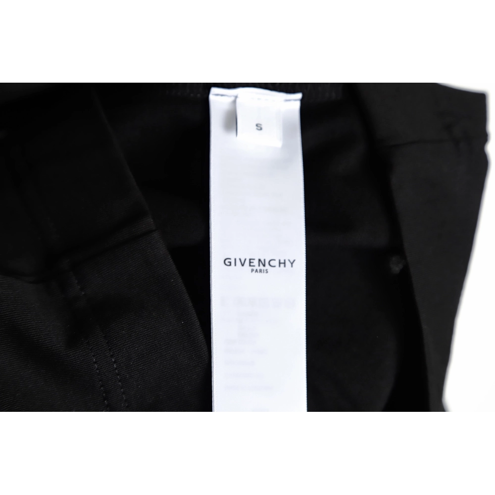 Givenchy 22SS four-square letter logo embroidery short-sleeved T-shirt,All order with free shipping Givenchy