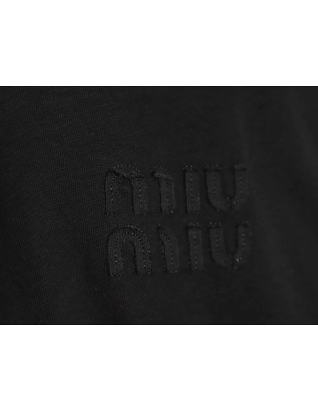 miu miu short-sleeved T-shirt with small logo patch TSK2,All order with free shipping Miu Miu