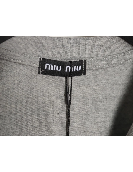 miu miu short-sleeved T-shirt with small logo patch TSK1,All order with free shipping Miu Miu