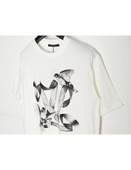 Reps Louis Vuitton 24SS streamer bird print short-sleeved T-shirt,All order with free shipping Reps Louis Vuitton