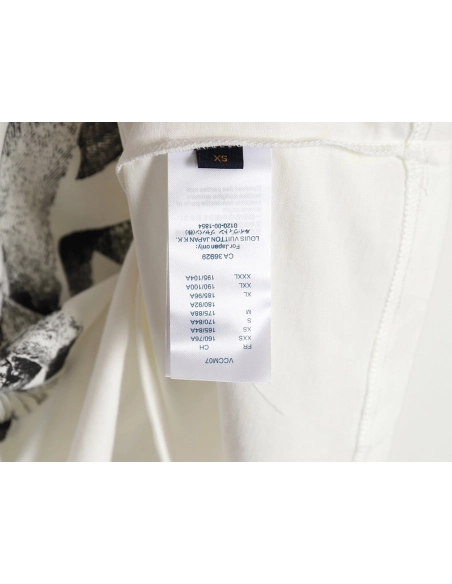 Reps Louis Vuitton 24SS streamer bird print short-sleeved T-shirt,All order with free shipping Reps Louis Vuitton