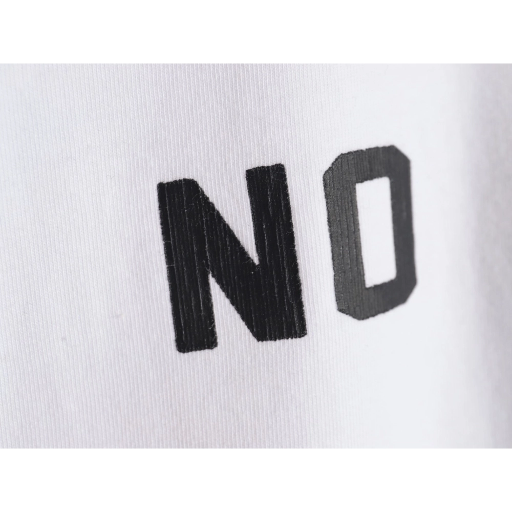 Balenciaga No Comments Cracked Print Washed Ripped Short Sleeve T-shirt,All order with free shipping Balenciaga