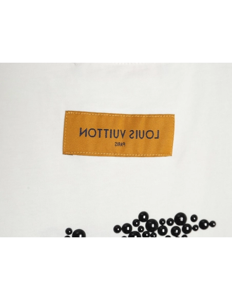 Reps Louis Vuitton Embroidered Beaded Short Sleeve T-Shirt,All order with free shipping Reps Louis Vuitton