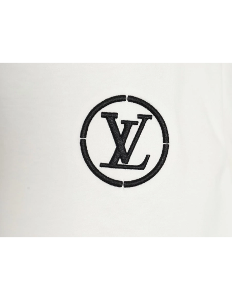 Reps Louis Vuitton Embroidered Beaded Short Sleeve T-Shirt,All order with free shipping Reps Louis Vuitton