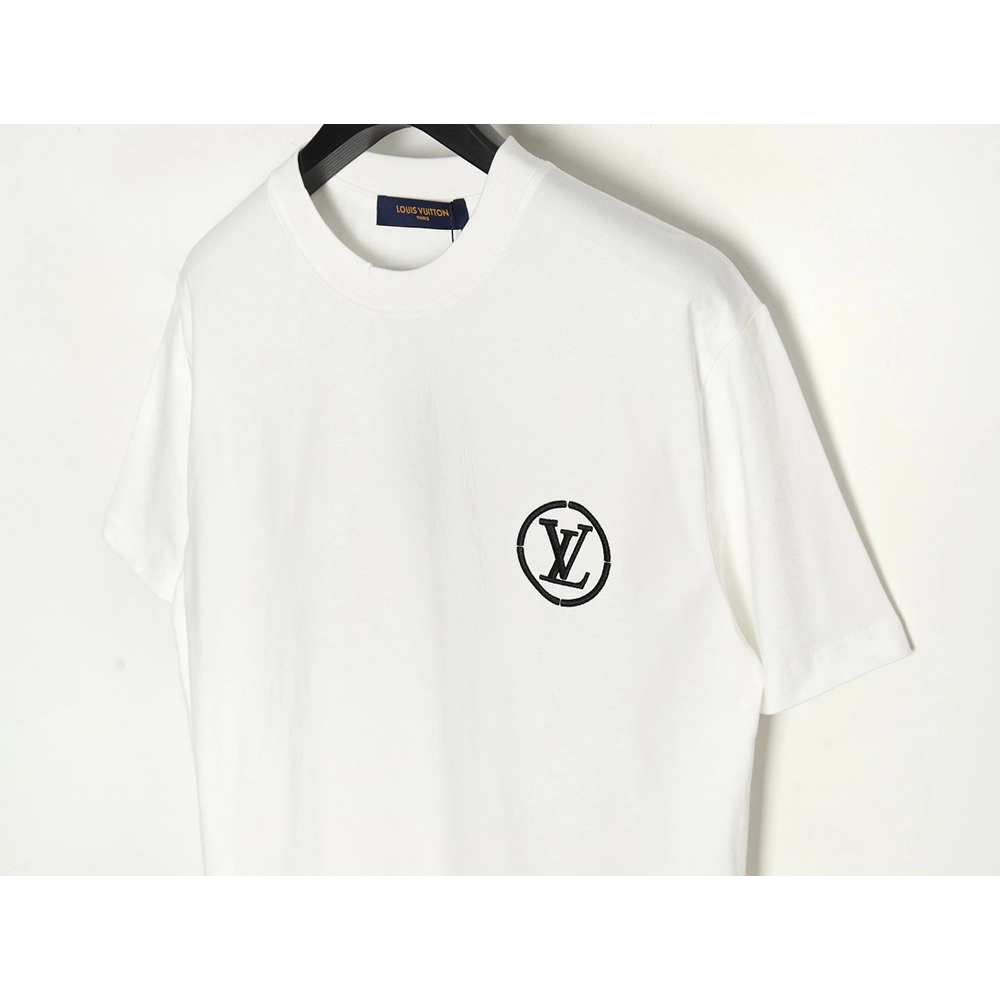 Reps Louis Vuitton Embroidered Beaded Short Sleeve T-Shirt,All order with free shipping Reps Louis Vuitton