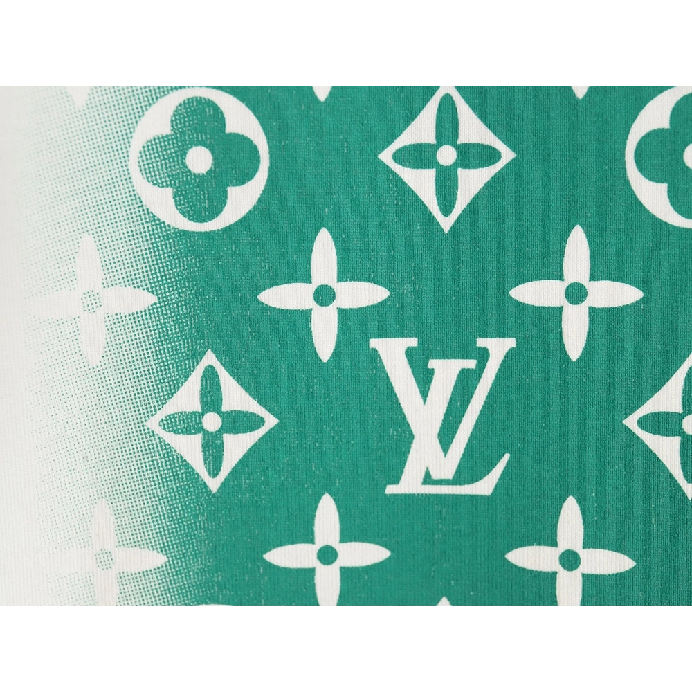 Reps Louis Vuitton square green full print short-sleeved T-shirt TSK1,All order with free shipping Reps Louis Vuitton