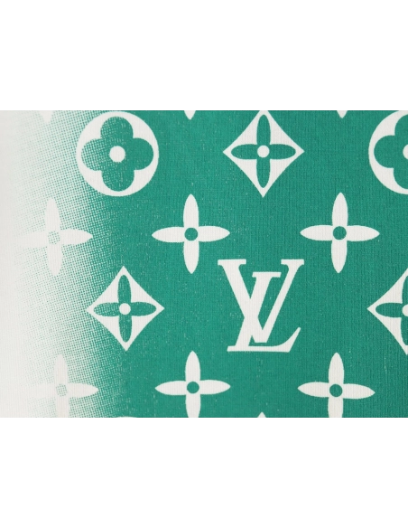 Reps Louis Vuitton square green full print short-sleeved T-shirt TSK1,All order with free shipping Reps Louis Vuitton