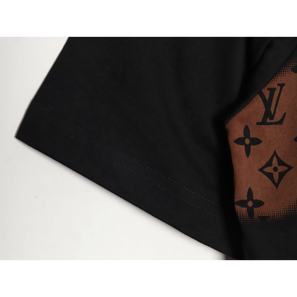 Reps Louis Vuitton monogram gradient embroidered short-sleeved T-shirt,All order with free shipping Reps Louis Vuitton
